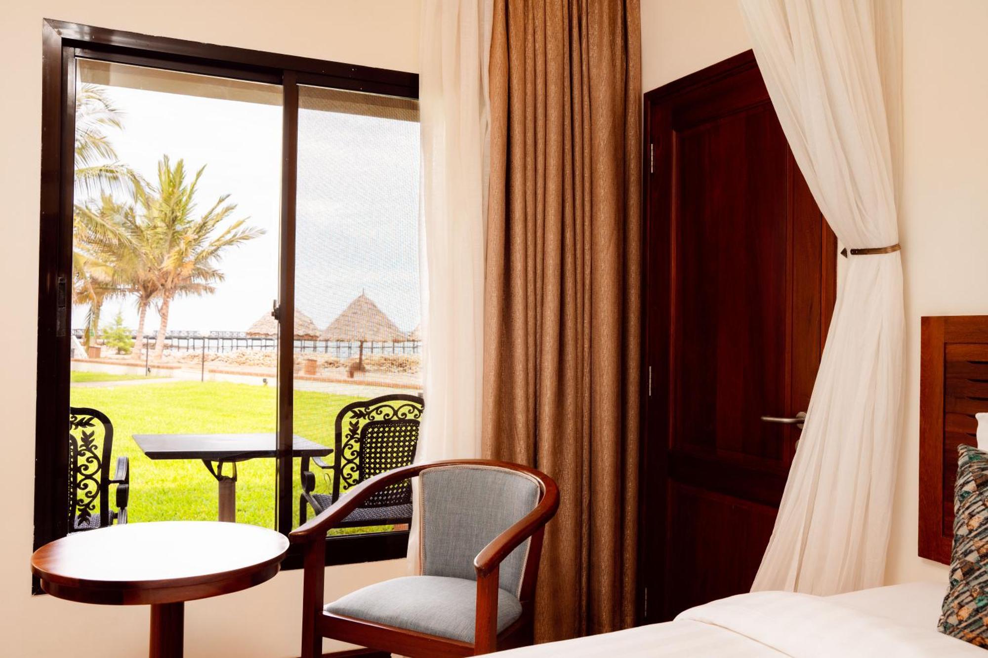 White Sands Hotel Νταρ ες Σαλάμ Εξωτερικό φωτογραφία